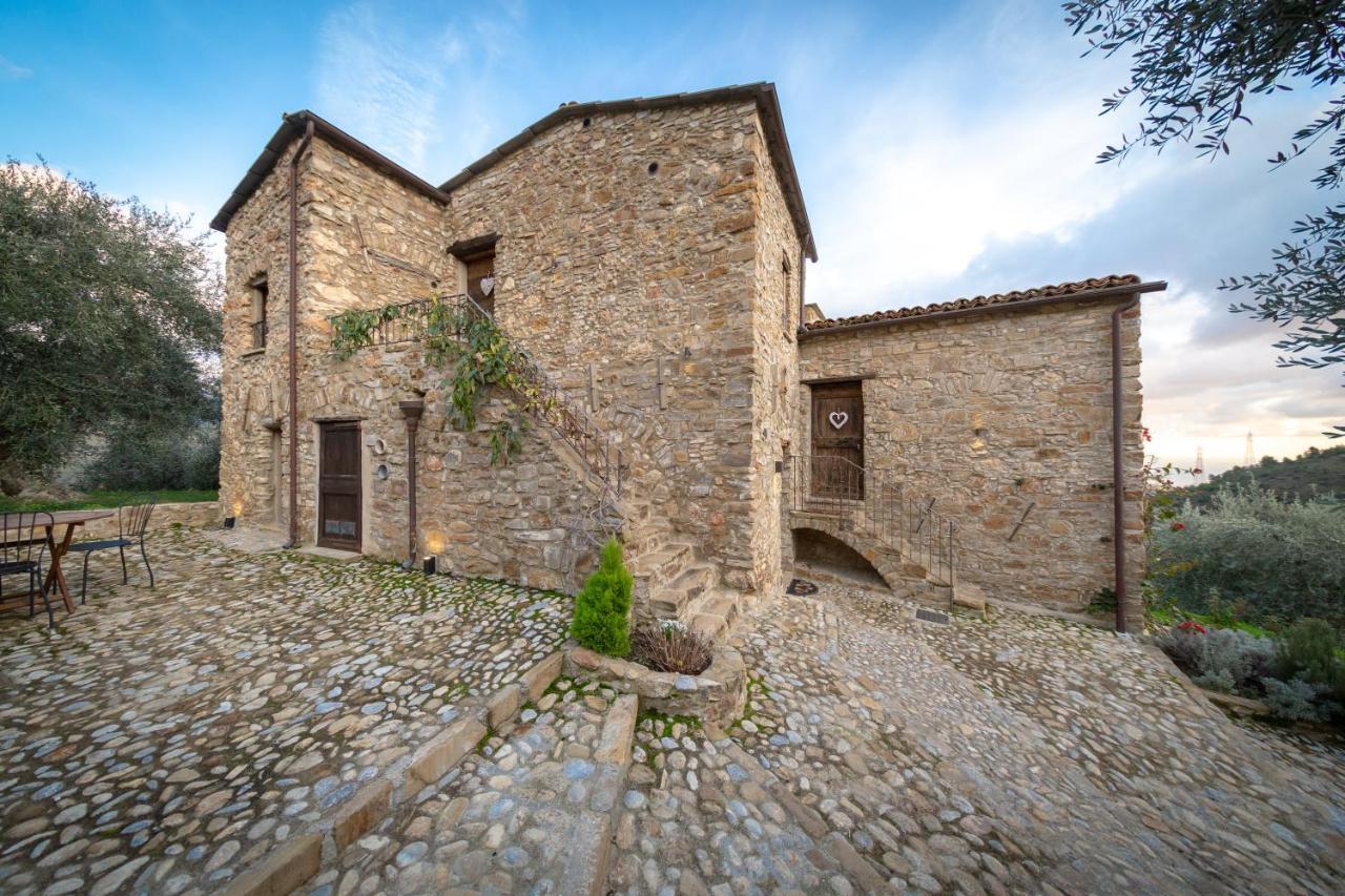 Agriturismo C'Era Una Volta Camporosso  Exterior photo