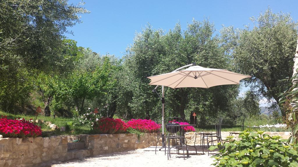 Agriturismo C'Era Una Volta Camporosso  Exterior photo